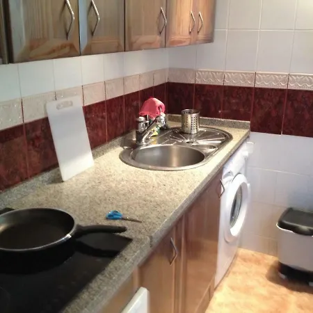 South Tenerife, Poolview شقة طوستا ديل سيلونثيو