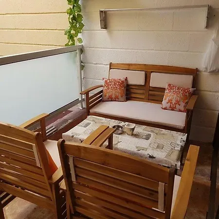 South Tenerife, Poolview شقة طوستا ديل سيلونثيو